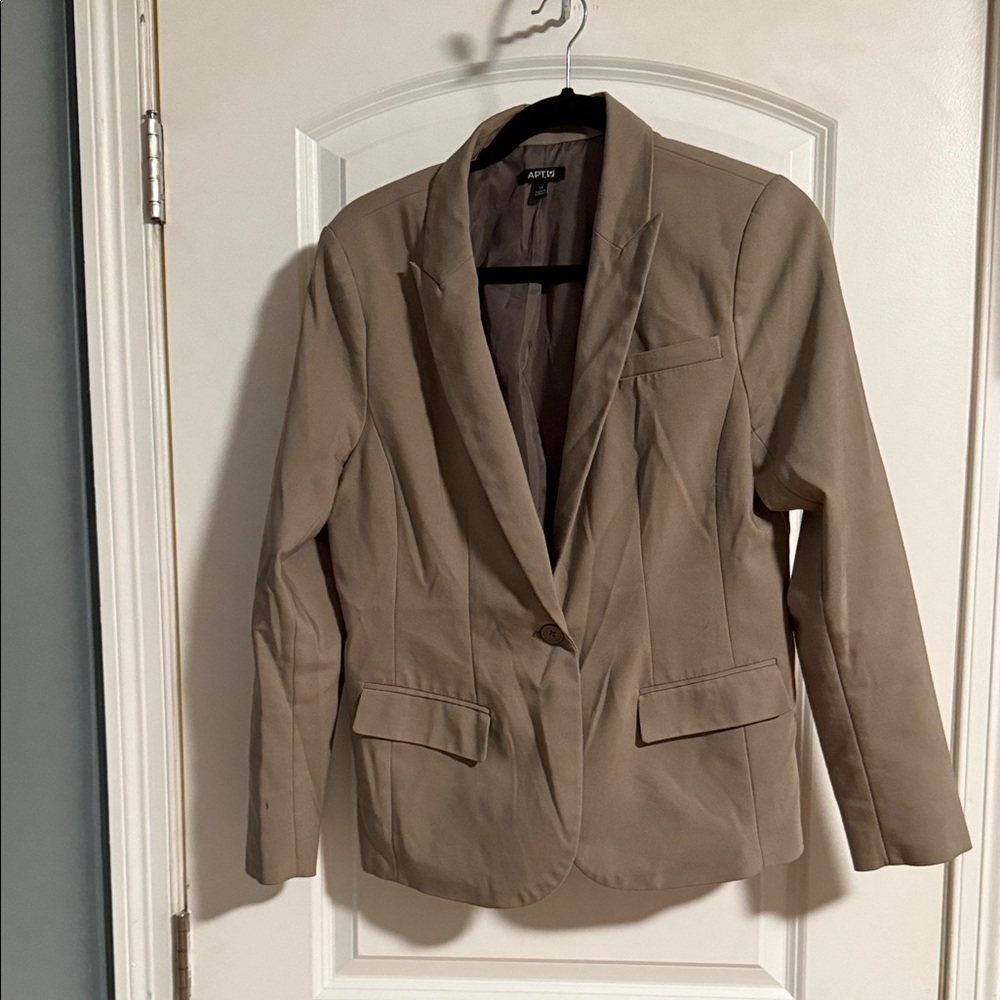 Apt. 9 Women's Classic Beige Blazer